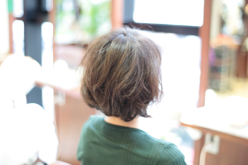 パーマのかかりにくい髪に大きめカールで柔らかく Hair Salon D�s